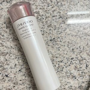 Shiseido white lucent brightening balancing softener (150mL)